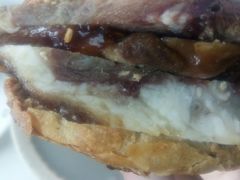 烧饼夹肉-老磁器口豆汁店(天坛店)