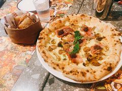 黑松露披萨-BOTTEGA意库(中骏世界城店)