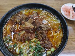 泡椒牛肉粉-耙豌豆重庆小面