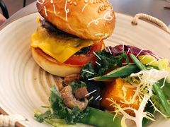 法式鹅肝汉堡-玲婧胡同·生日蛋糕·餐厅(嘉里城店)