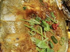 -街角等你.大连海鲜烧烤.经典铁板海鲜串(西安路店)