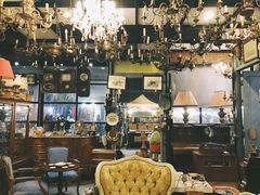 -席娜卡琳火车铁道夜市