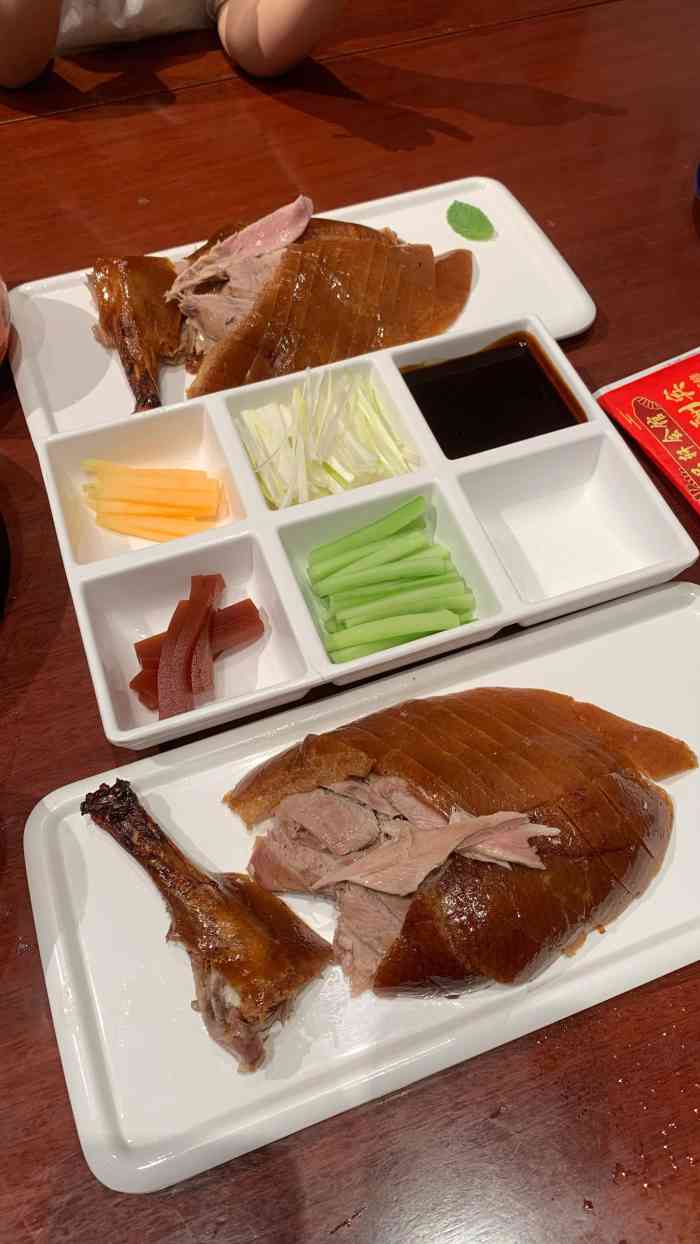 京味张·北京烤鸭(南山店)-"东西很地道,位置也方便,不过最近旁边修路