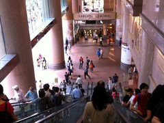 -Gucci(时代广场店)