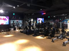 -VLines耀能运动24小时·月付制健身(京广桥店)