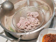 -浪里寻·臻牛养生牛肉火锅(方圆荟店)