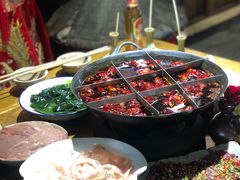 -白乐天毛肚火锅馆(南滨路店)
