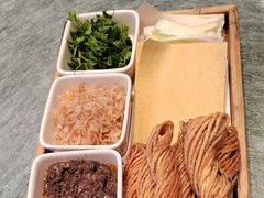 -凤凰园烤鸭店·唐山菜·传承花椒肉(老唐丰路店)