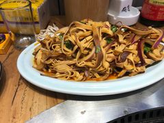 -山河屯铁锅炖(哈西站店)