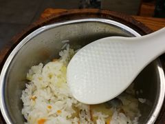 土豆焖饭-滇香肴·云南菜蒸汽石锅鱼(云南北路店)