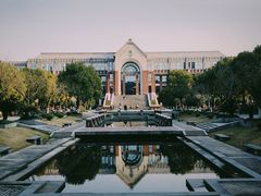 -华东政法大学(松江校区)