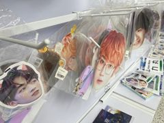 -Love Star追星馆(上海大悦城店)