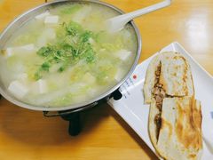 -宝光熏肉鞋底火烧(新街口店)