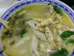 -明呈黄鱼面馆(斜土路店)