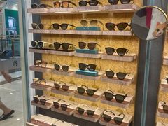 -MUJOSH木九十眼镜(月星环球港B1店)