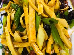 -瑞杰烧烤店·24小时营业(山东路店)