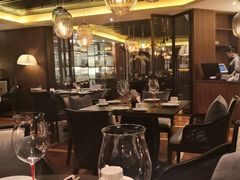 大堂-甄御•海鲜新青岛菜(麦岛店)