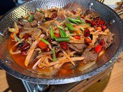 -帅巴人舅母子腊蹄民俗村