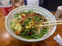 油泼面-手擀菠菜面(西康路店)
