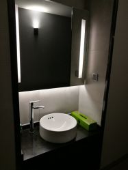 -奈瑞儿美颜塑身SPA