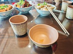餐具摆设-中国马镇·满族八大碗(美食街店)