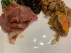 -上海外滩老码头亚朵酒店