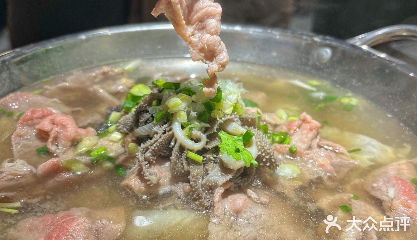 获奖无数非物质文化遗产传承店-冯四孃乐山翘脚牛肉