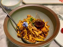 敲糖棒棒鸡-辛香汇·现炒川菜(淮海路百盛店)