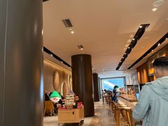 -星巴克臻选(济南恒隆店)