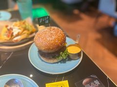 -DEEP·深美式餐吧(五棵松华熙LIVE店)