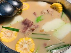 -肥仔文澳门猪骨煲(南京西路店)