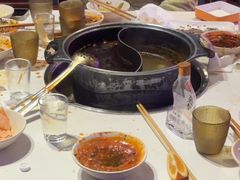 -钢管厂五区小郡肝串串香(蜀都万达店)