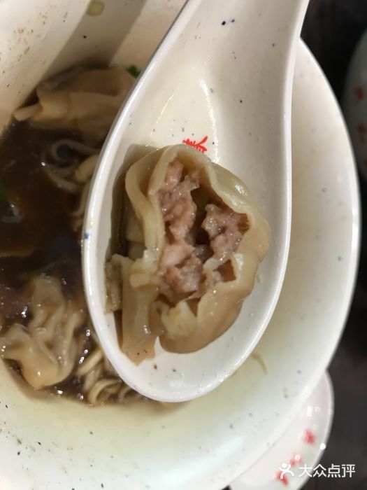 共和春(甘泉路店)虾籽饺面图片