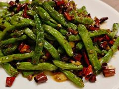 -金牌餐厅·天津菜·八珍豆腐·老爆三(瓷房子店)