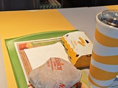 -麦当劳(深圳北站高铁店)