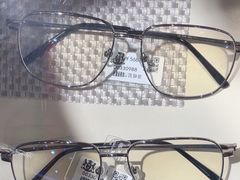 -博士眼镜(青岛城阳万象汇店)