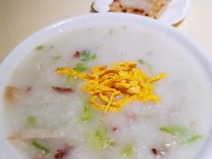 招牌艇仔粥-龙记烧腊茶餐厅(常德路店)