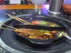 -灌县老妈砂锅串串香(万科红生活广场店)