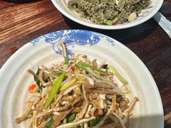 -蓝田九大碗民俗食府(蓝田店)