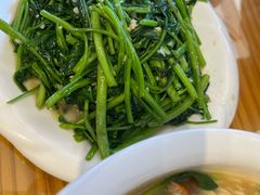 -三姐妹·海鲜大排档