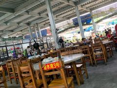 -四川小胡子海鲜(丁村万人海鲜广场店)