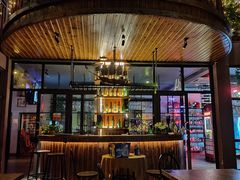 -拾光音乐餐酒吧(告庄星光夜市店)