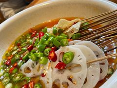 藤椒味钵钵鸡-嘉州叶婆婆钵钵鸡(建设路店)