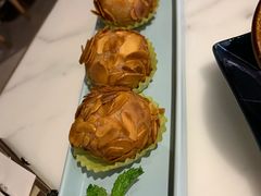 杏仁金沙球-富山虾饺点心餐厅(群光广场店)