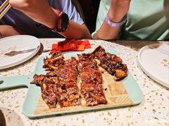 -小董哥烤串·爆汁大油边(故宫店)