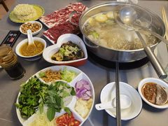 -官塘陈记鱼生·潮汕砂锅粥·牛肉火锅(潮枫路总店)