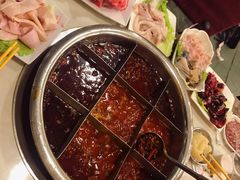 -朱氏胖子烂火锅(洪崖洞店)