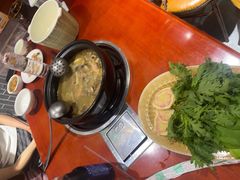 -菌之家·专业纯野生菌火锅·特色炒菌