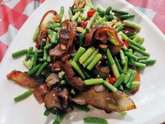 蒜苔炒猪脸肉-秦园酒楼(水岸星城店)