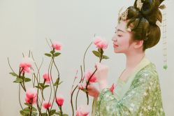 点击看大图 -盘子女人坊古装写真摄影(南京总店)